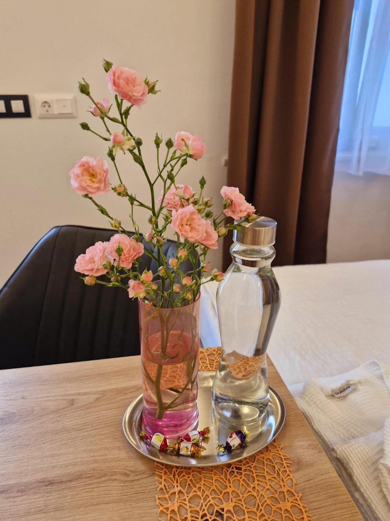 Apartmenthaus 韦特海姆 外观 照片